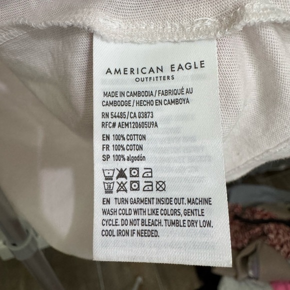 American Eagle Outfitters Classic mini mid rise soft pink Tee - Picture 3 of 6